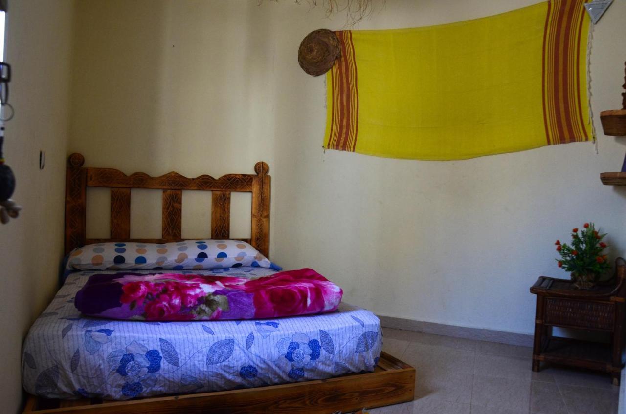 Tayought Surf Hostel タガズー エクステリア 写真