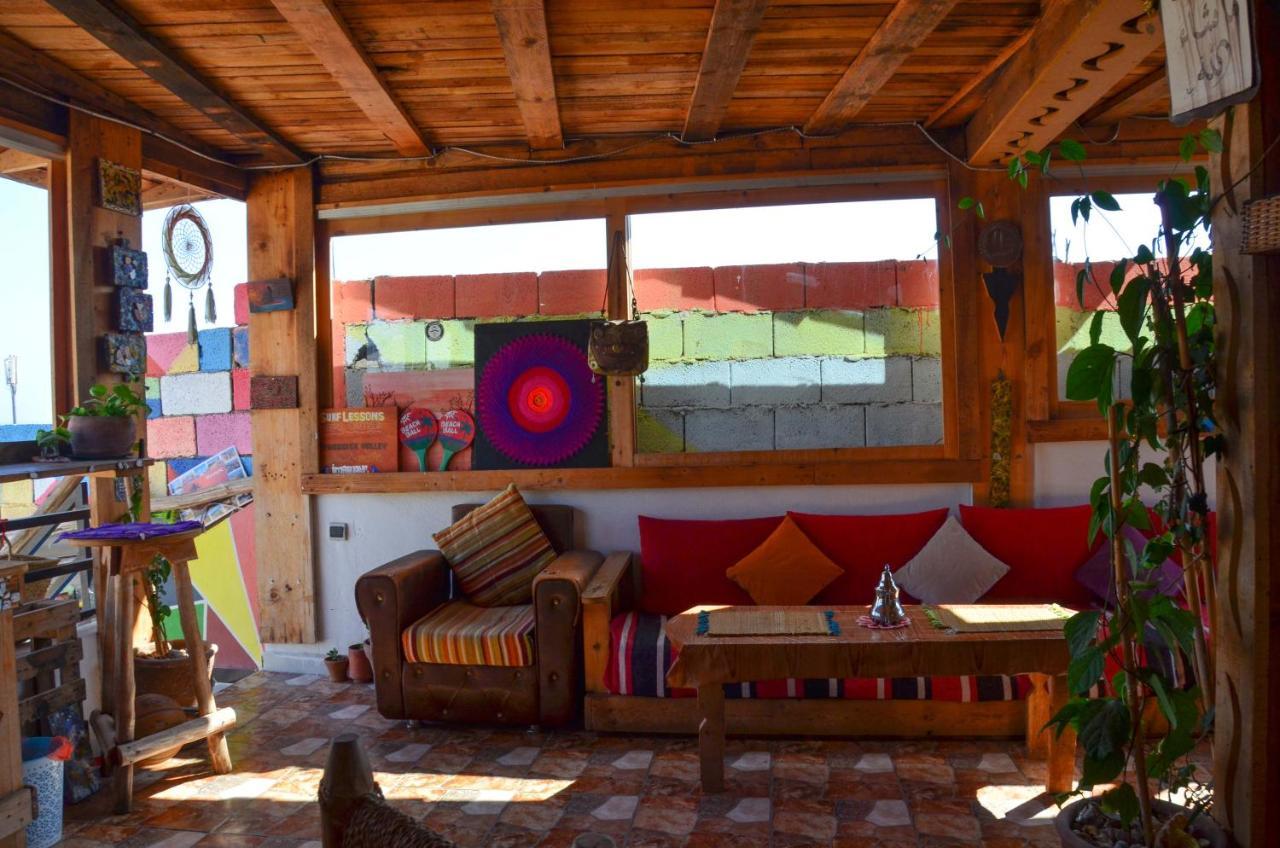 Tayought Surf Hostel タガズー エクステリア 写真