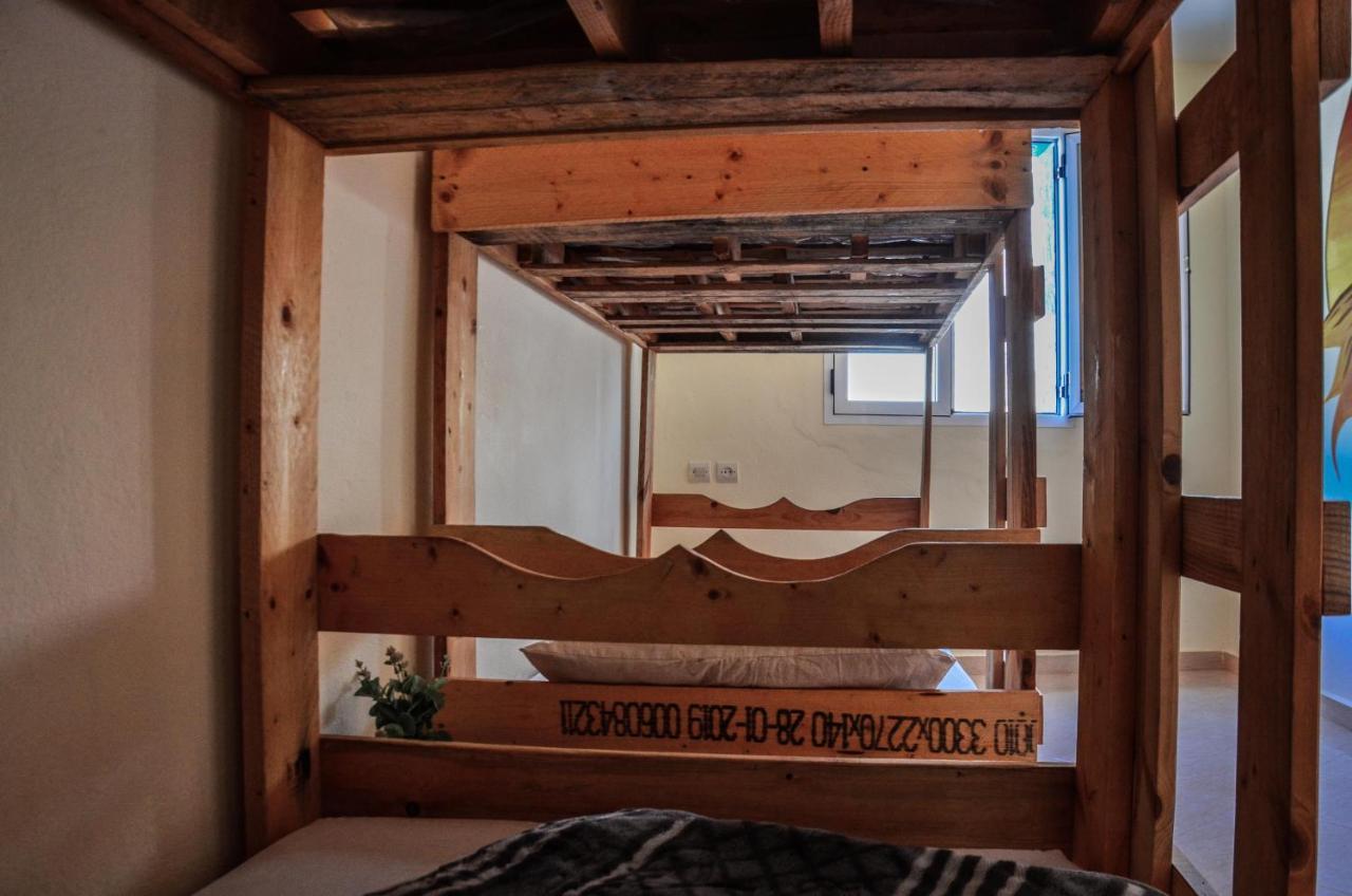Tayought Surf Hostel タガズー エクステリア 写真